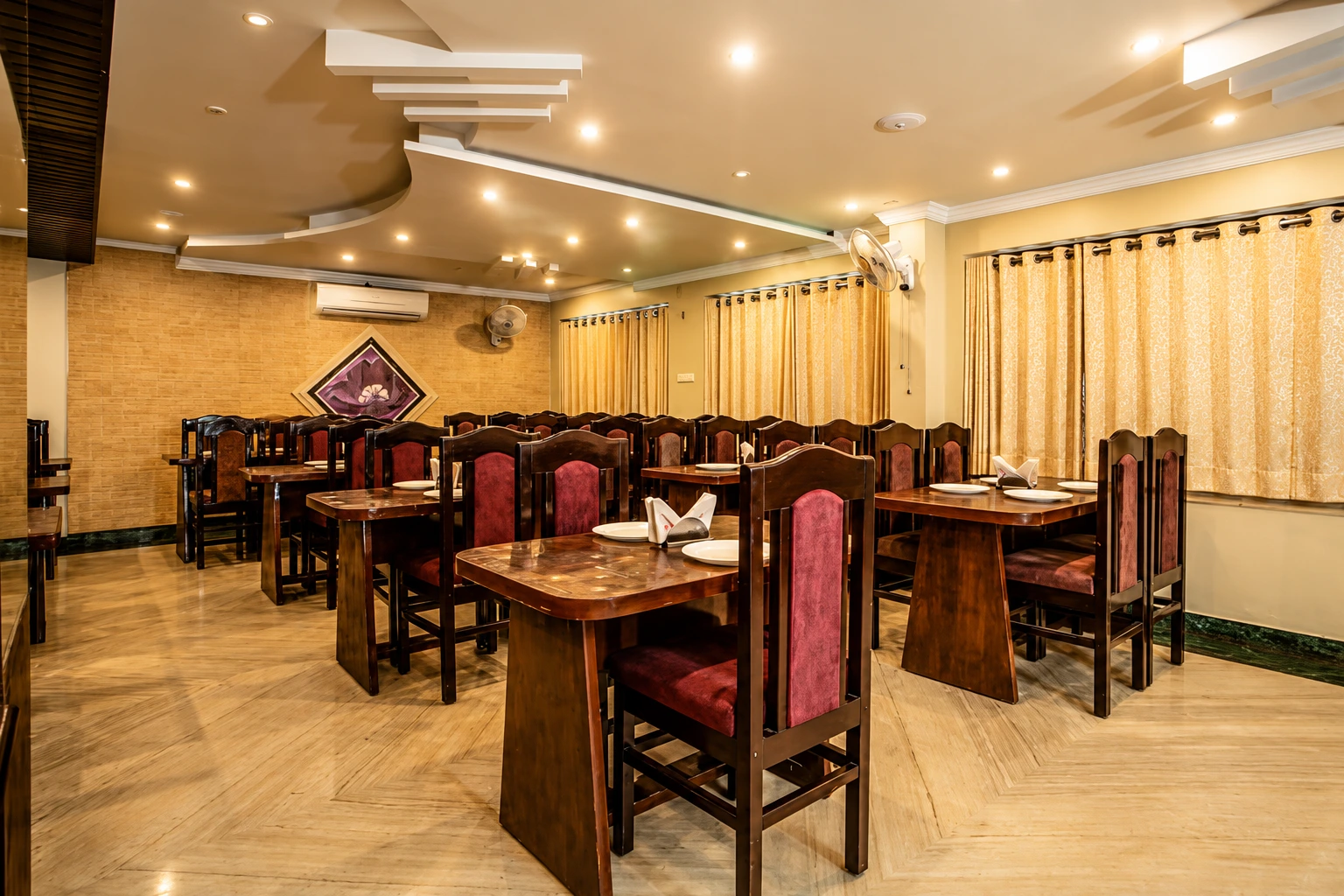 Hotel Florence Continental Dining