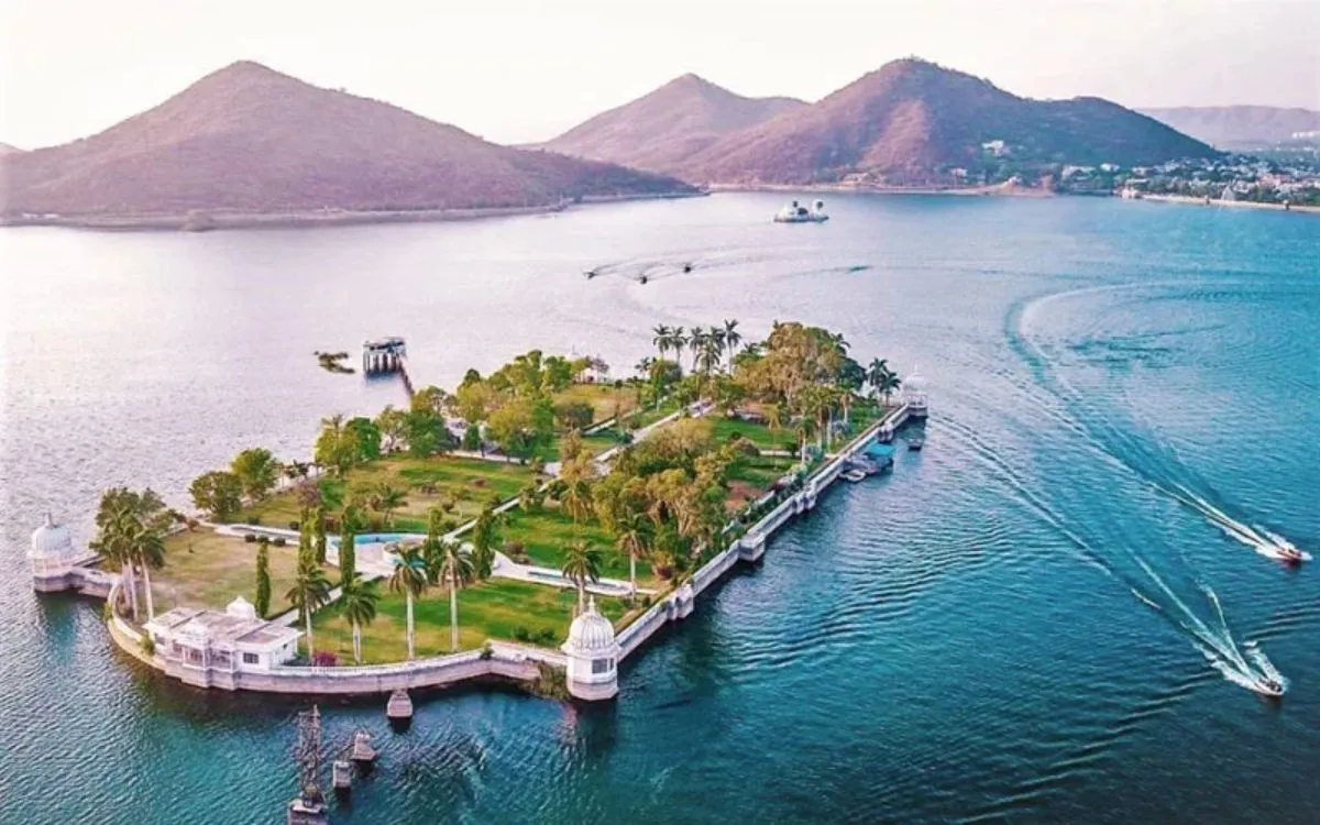 Fateh Sagar Lake